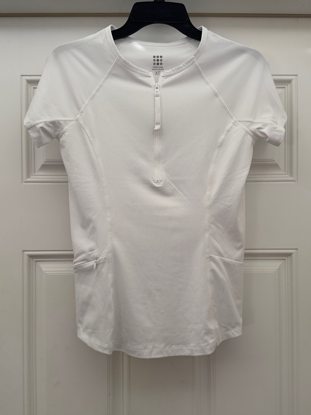 Title Nine White Short-Sleeve Sunbuster Quarter Zip-Front Top XS